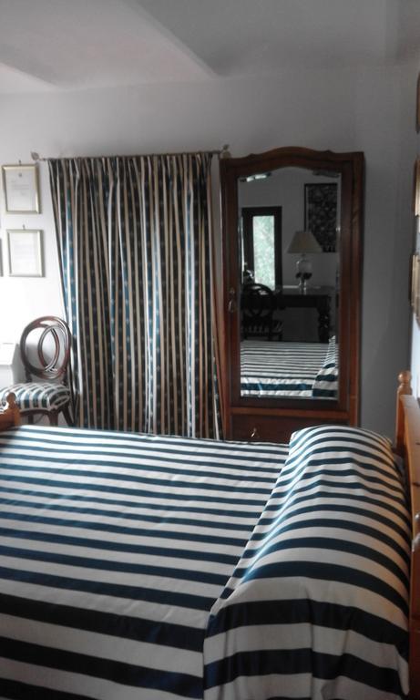Casa Ramonda Guest House Neive Cameră foto