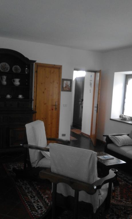 Casa Ramonda Guest House Neive Cameră foto